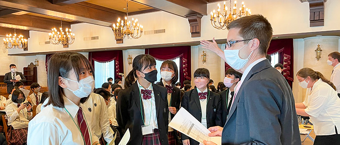 語学教育が充実！英検や国際交流で英語力を伸ばす